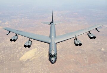سقوط مرگبار بمب‌افکن راهبردی B-52 در کالیفرنیا؛ ۸ خدمه جان باختند