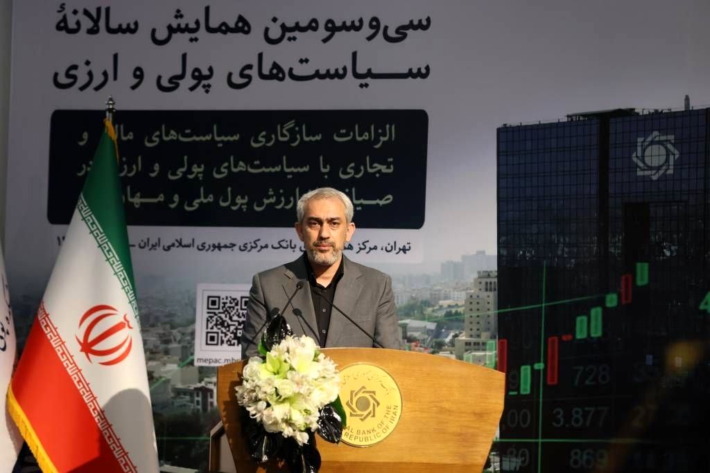 نقشه راه وزیر اقتصاد برای مهار تورم: از اصلاح نظام بانکی تا پایان اقتصاد دستوری