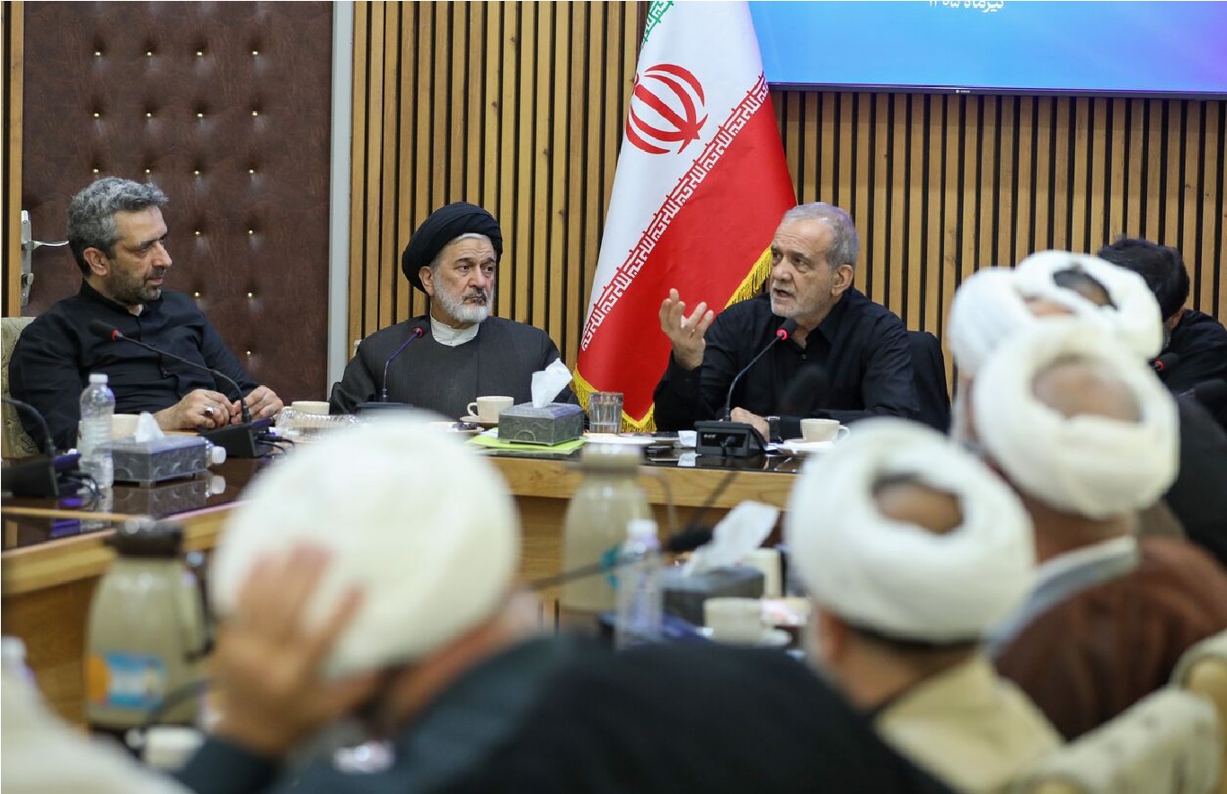 پزشکیان در قم: شایعه استعفا کذب است؛ صداوسیما با سیاستهای دولت هماهنگ نیست