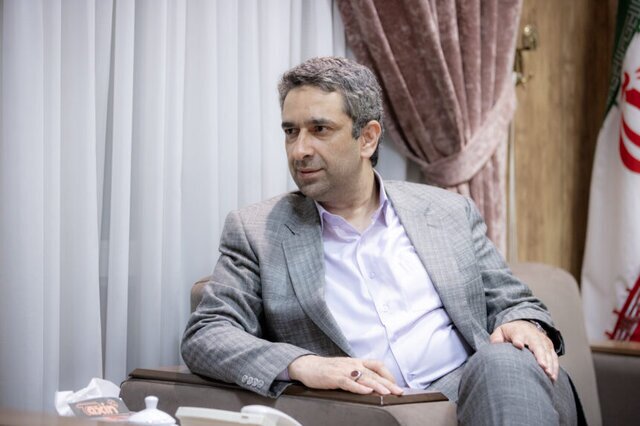 واکنش معاون دفتر رئیسجمهور به نتایج سفر پزشکیان به قم و حمایت مراجع