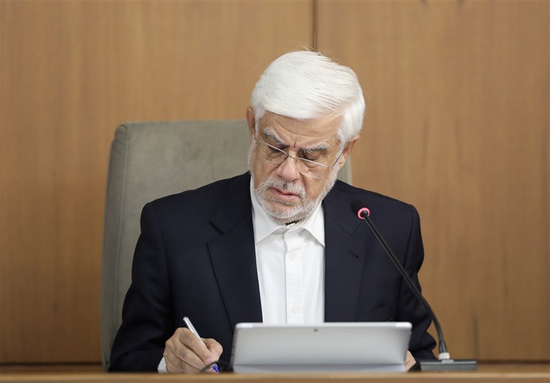 فراخوان عارف برای تشییع باشکوه رهبر شهید: «وداعی به وسعت یک جهان»