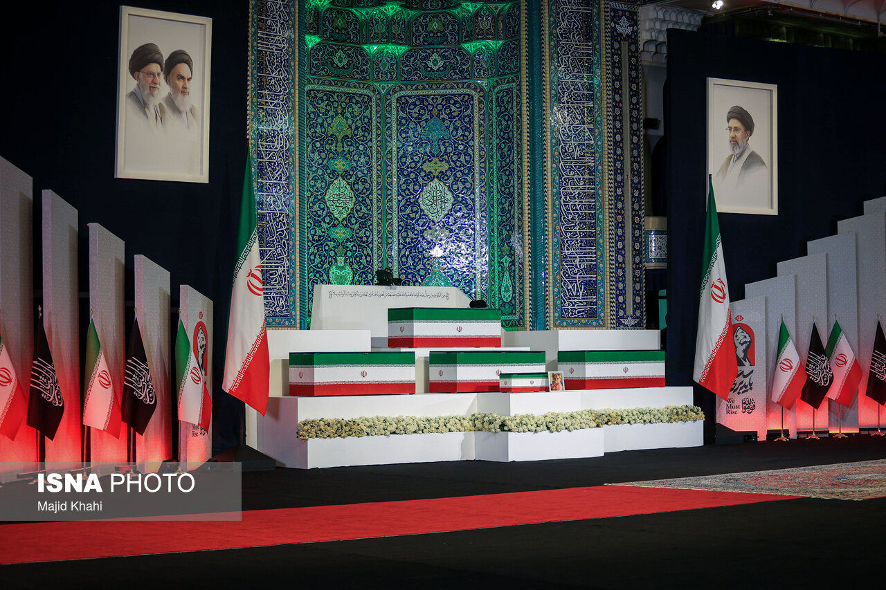 وداع فرماندهان ارشد نظامی با رهبر شهید؛ تأکید بر تداوم نقشه راه صنایع دفاعی