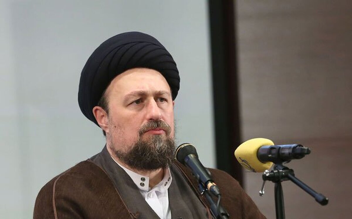 جنجال «آیات کنایه‌آمیز»؛ چرا سیدحسن خمینی مراسم وداع را نیمه‌کاره ترک کرد؟