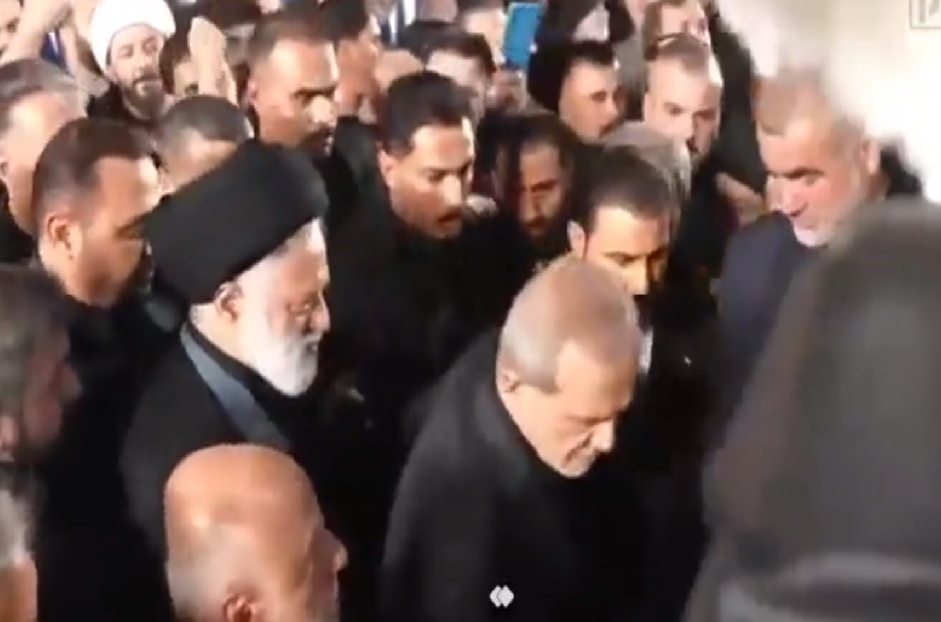حضور فرزند ارشد رهبر انقلاب در مراسم استقبال از پیکر شهید مقاومت در نجف