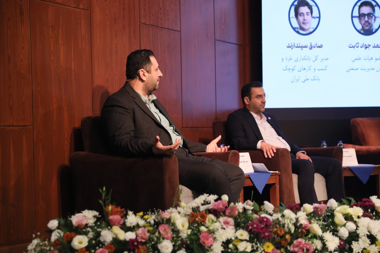 معاون وزیر ارتباطات: قطع اینترنت امنیت‌ساز نیست؛ مرز سایبری کشور را کوچک نکنیم
