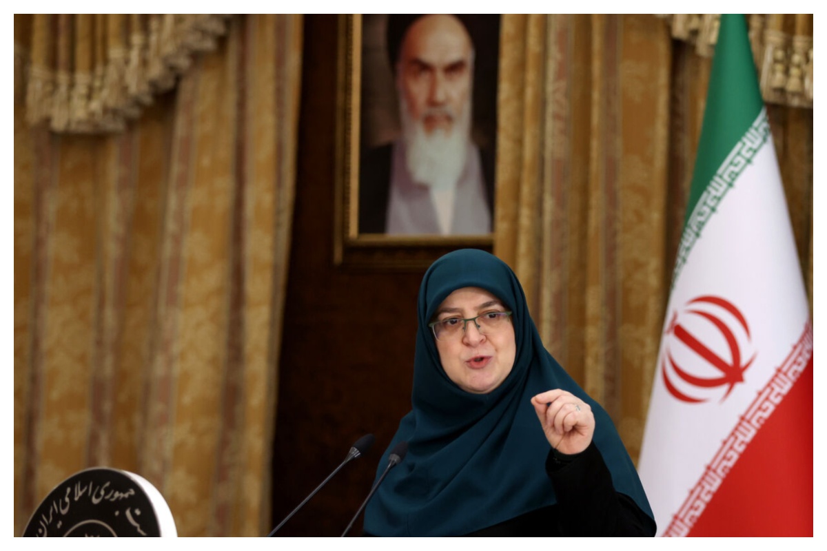 بازدید سخنگوی دولت از خسارات حمله به زیرساخت‌های غیرنظامی در جاسک و سیریک