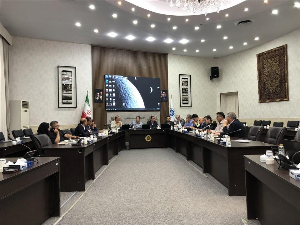 مطالبه اتاق تبریز برای تمرکززدایی اقتصادی؛ تفویض اختیارات استانی راهگشای تولید