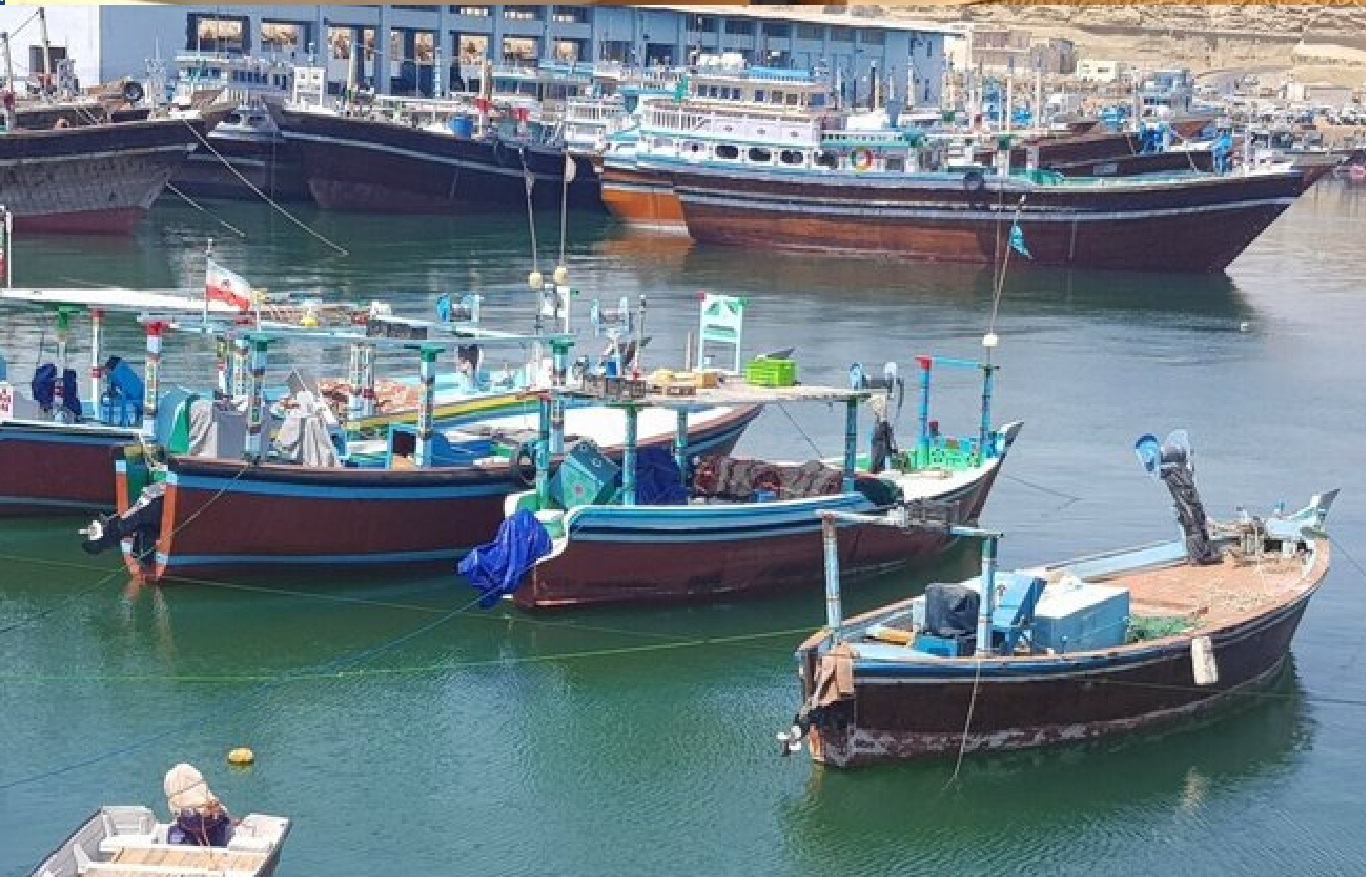 خسارت سنگین به ۱۰۰ شناور غیرنظامی در جاسک بر اثر حملات اخیر