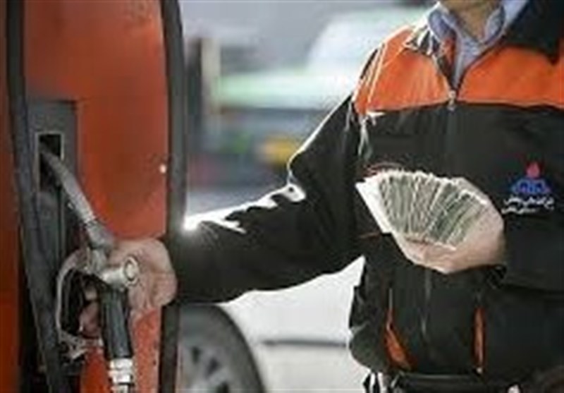 توقف فوری طرح عرضه بنزین با نرخ پالایشگاهی در کرمان