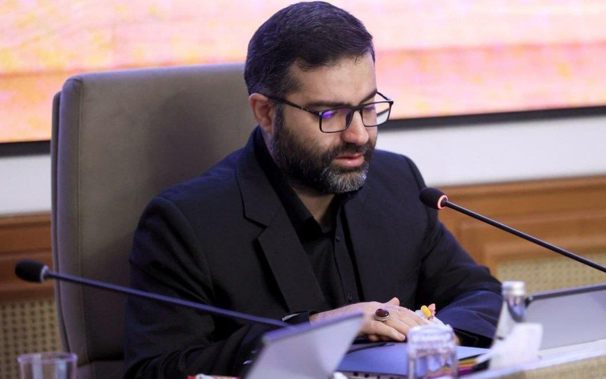 انتقاد معاون رئیس‌جمهور از هزینه‌های سنگین خودروهای بی‌کیفیت برای مردم و بیت‌المال