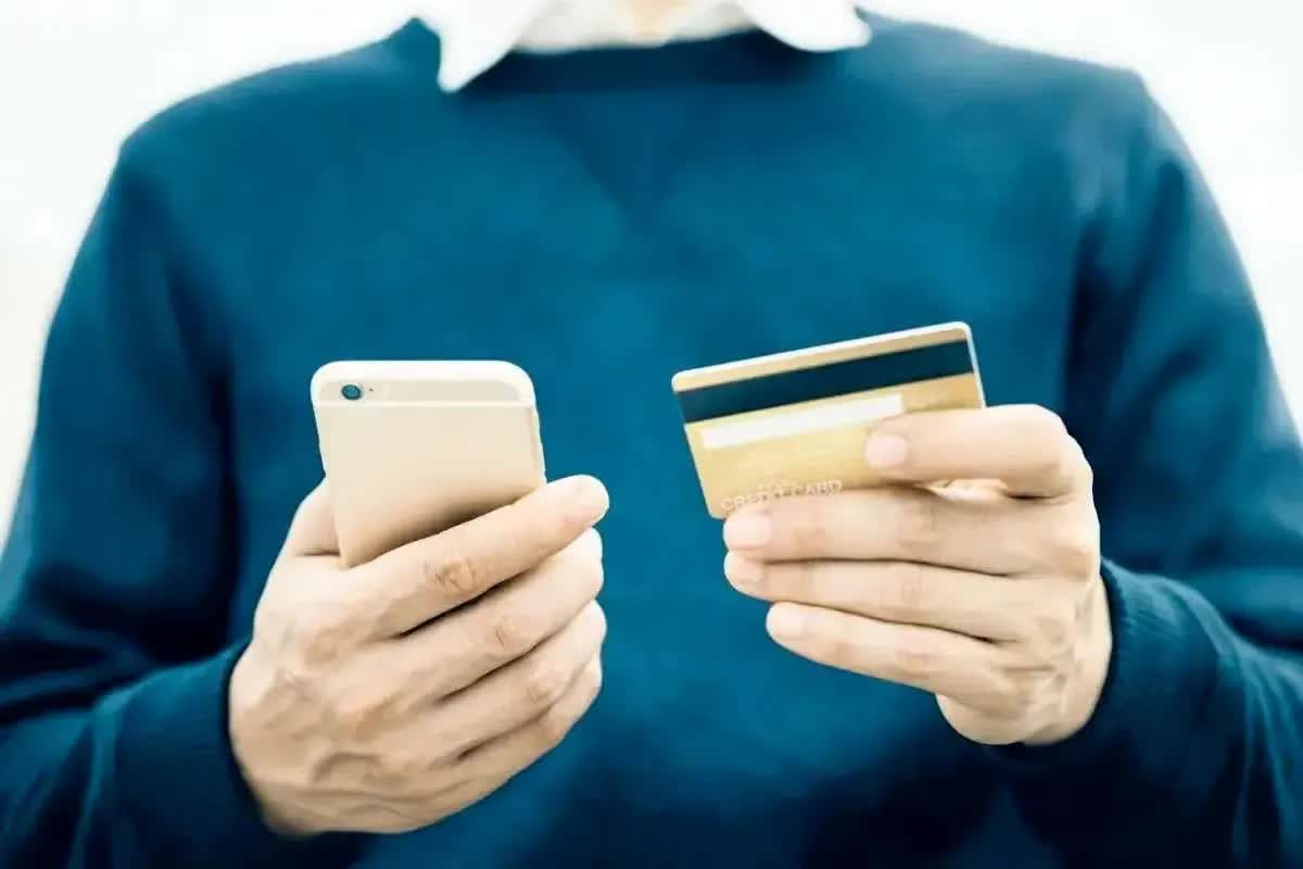 هشدار پلیس فتا: ربات‌های جعلی «بانک ملی» در تلگرام حساب شما را خالی می‌کنند