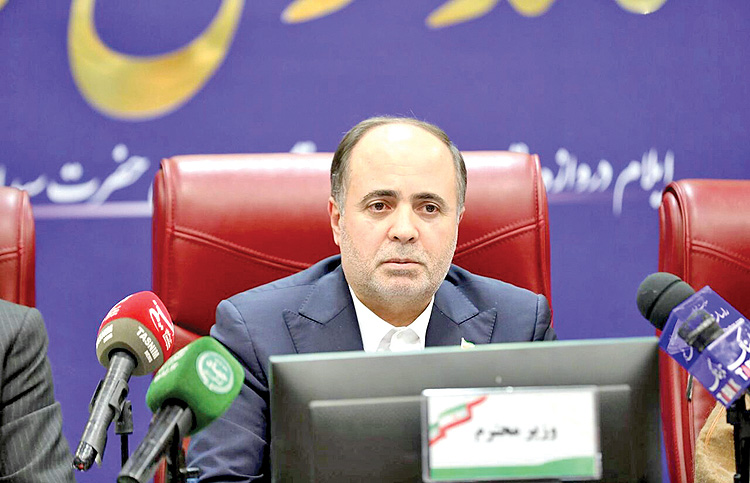 کاهش بدهی دولت به واردکنندگان کالاهای اساسی؛ بررسی طرح پرداخت مستقیم یارانه نان