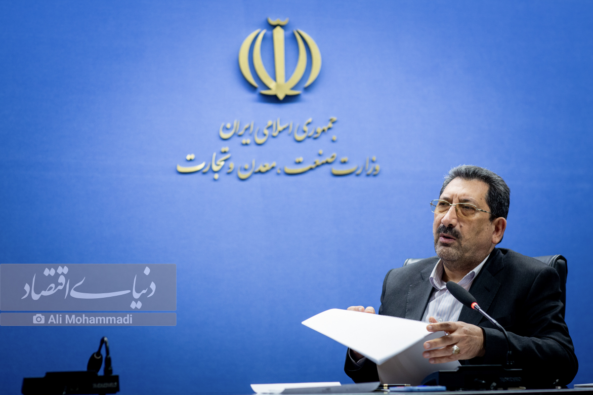 برنامه وزارت صمت برای بازسازی ۱۳۲۰ کارخانه آسیب‌دیده از جنگ و تزریق ۱۱۰۰ همت اعتبار