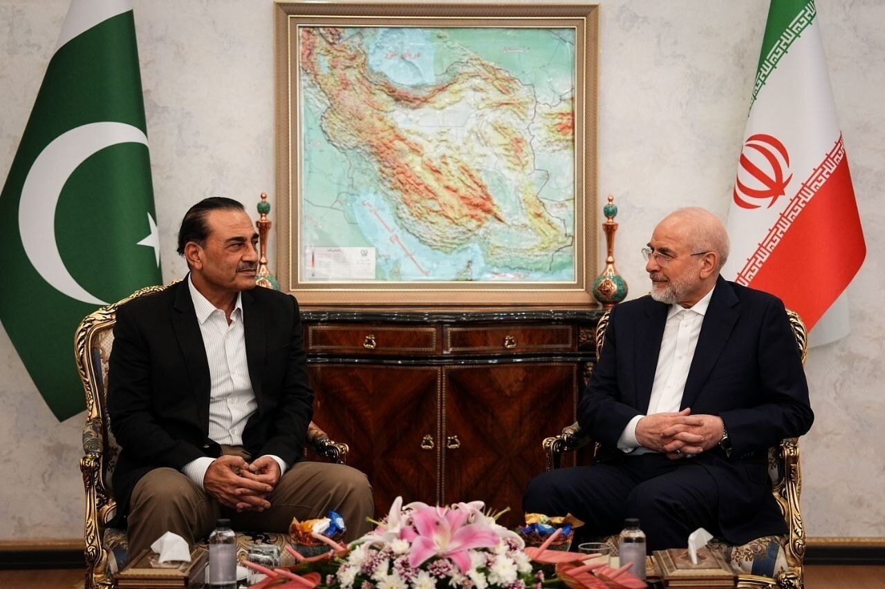 تأکید قالیباف بر پایبندی آمریکا به تعهدات در دیدار با فرمانده ارتش پاکستان