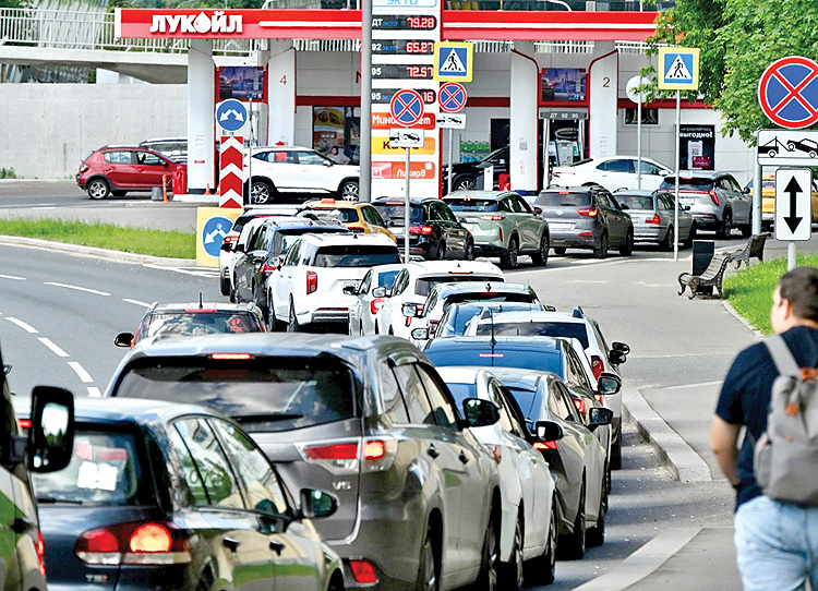 بحران سوخت در مسکو؛ آیا پهپادها افسانه «ابرقدرت انرژی» روسیه را شکستند؟