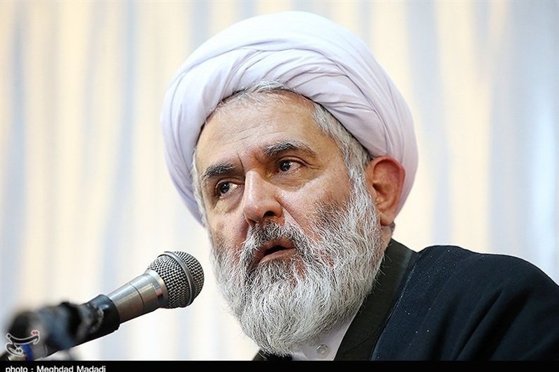 طائب: تولید و تجارت، لانچرهای جدید ایران در نبرد اقتصادی هستند
