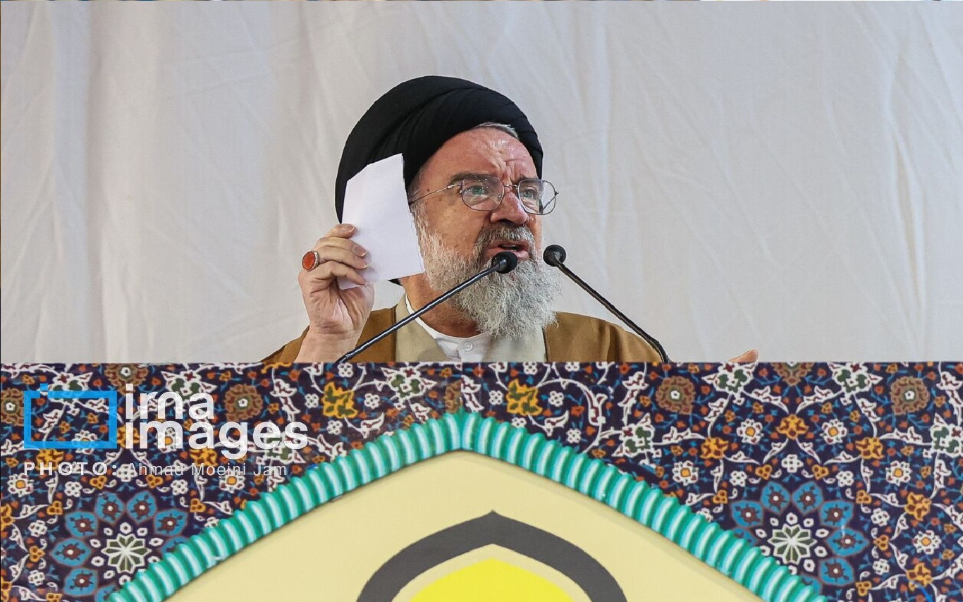 خاتمی: بیان ضعف در برابر دشمن ممنوع؛ ایران تسلیم‌ناپذیر است