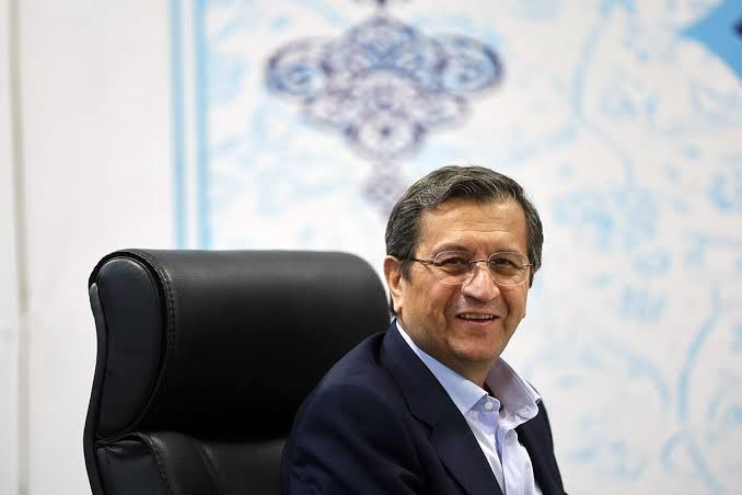 هشدار جدی همتی به بازار ارز: بانک مرکزی تماشاگر نوسانات غیرعادی نخواهد بود