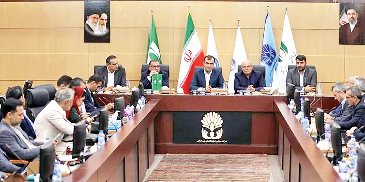 رونمایی از سند تحول دیجیتال بیمه در روز ملی بیمه؛ گامی برای شفافیت