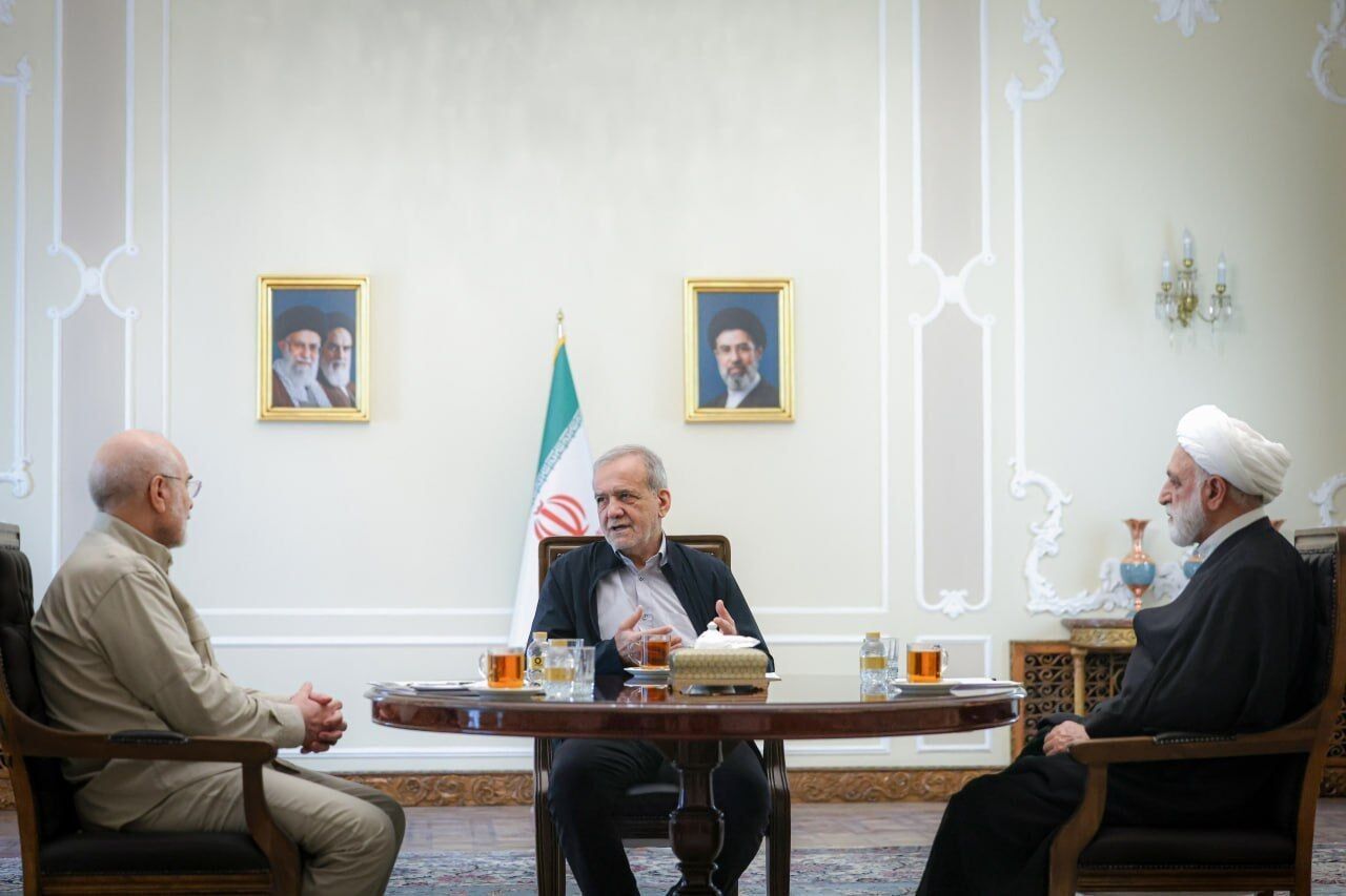 اولویتهای اقتصادی سران قوا: از تقویت همکاریهای بریکس تا بهبود معیشت مردم