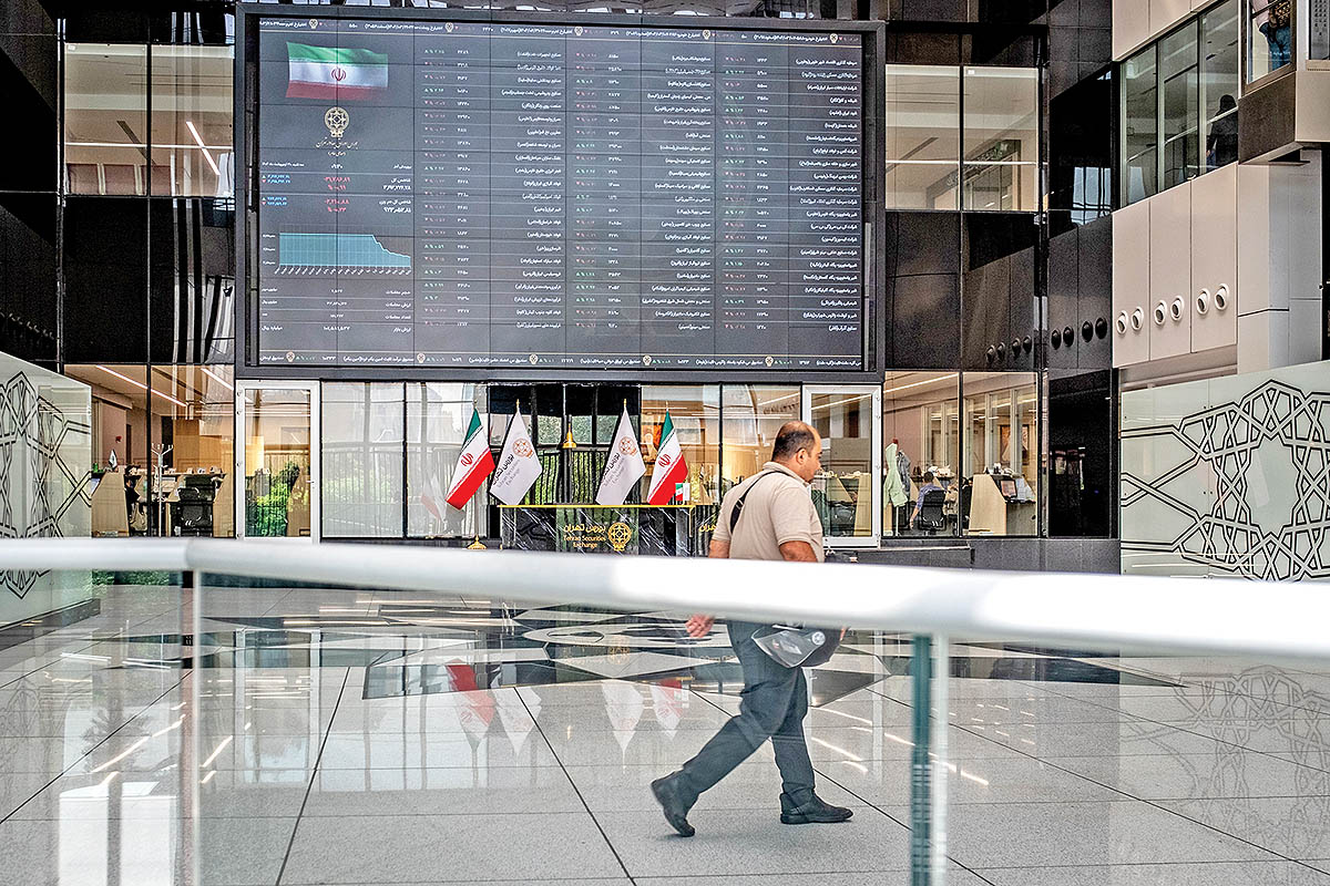 چرا بورس تهران ترمز کرد؟ بررسی سناریوهای اصلاح بازار