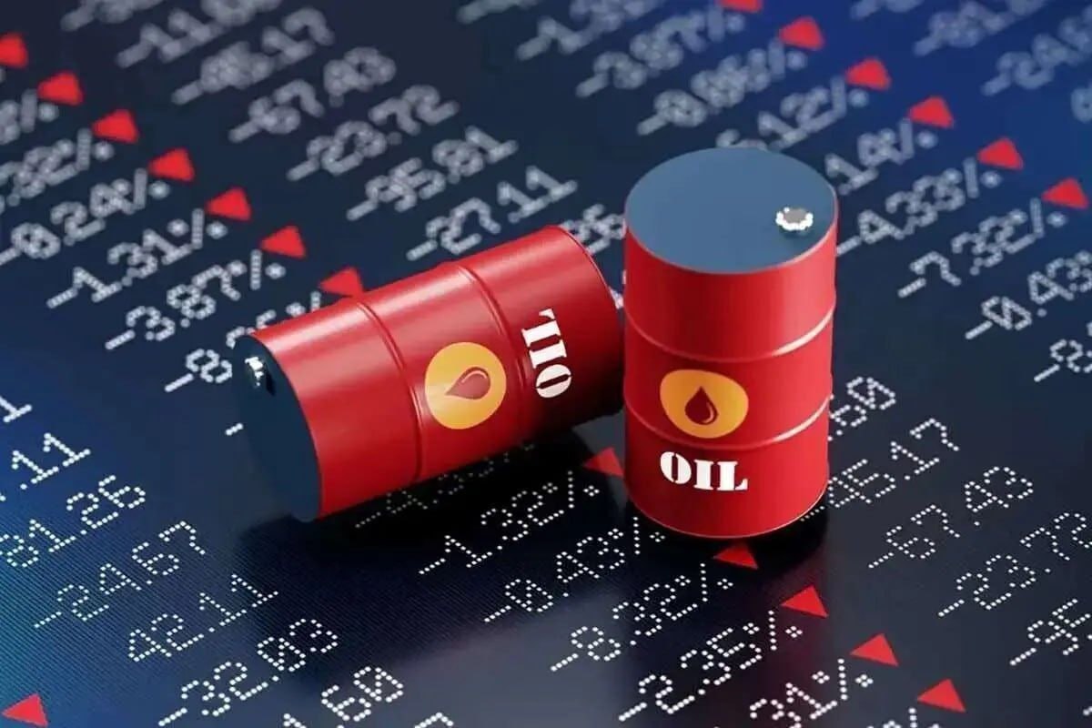 سقوط قیمت نفت به زیر ۱۰۰ دلار؛ تغییر مسیر صادراتی عربستان