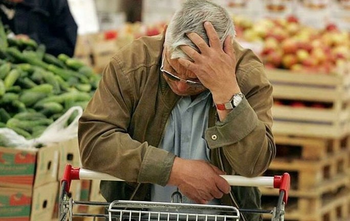 افت شدید قدرت خرید خانواده ها در جهان/ شرایط در هند و چین چگونه است؟+ اینفوگرافیک