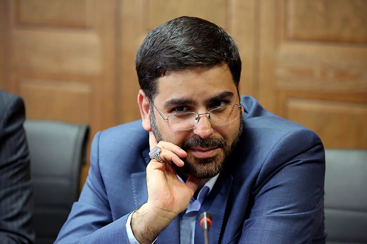 واکنش مشاور سابق عراقچی به اقدام دیپلمات ایرانی که هنگام سخنرانی ترامپ نشست را ترک نکرد/ برا اساس وظیفهای بوده که به او سپرده شده است