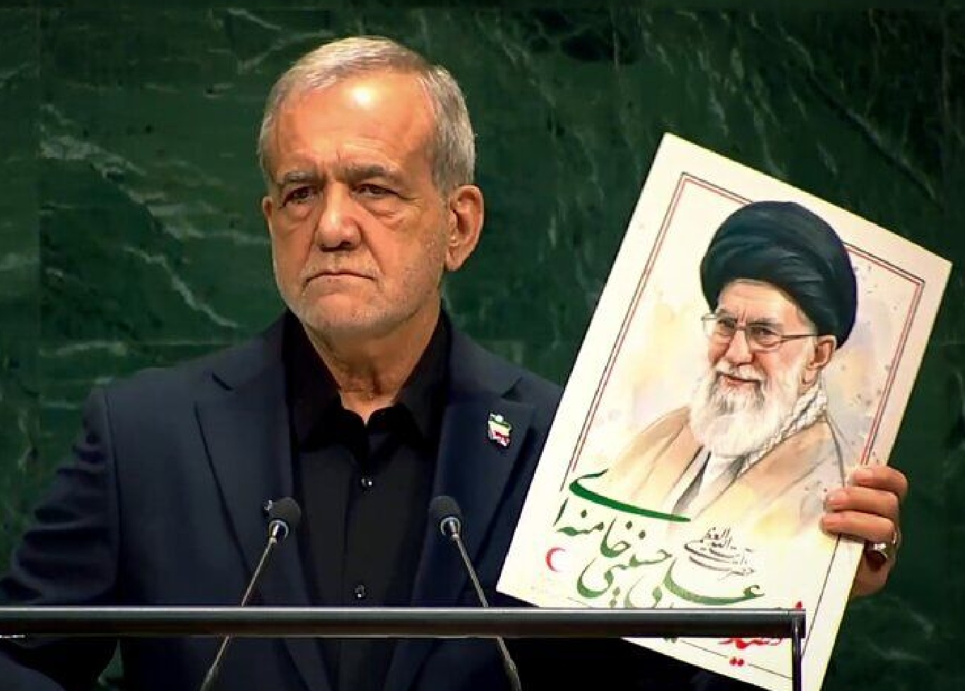 بازتاب گسترده سخنرانی پزشکیان در مطبوعات پاکستانی؛ ایرانی ها تسلیم زورگویی آمریکا نمی شوند