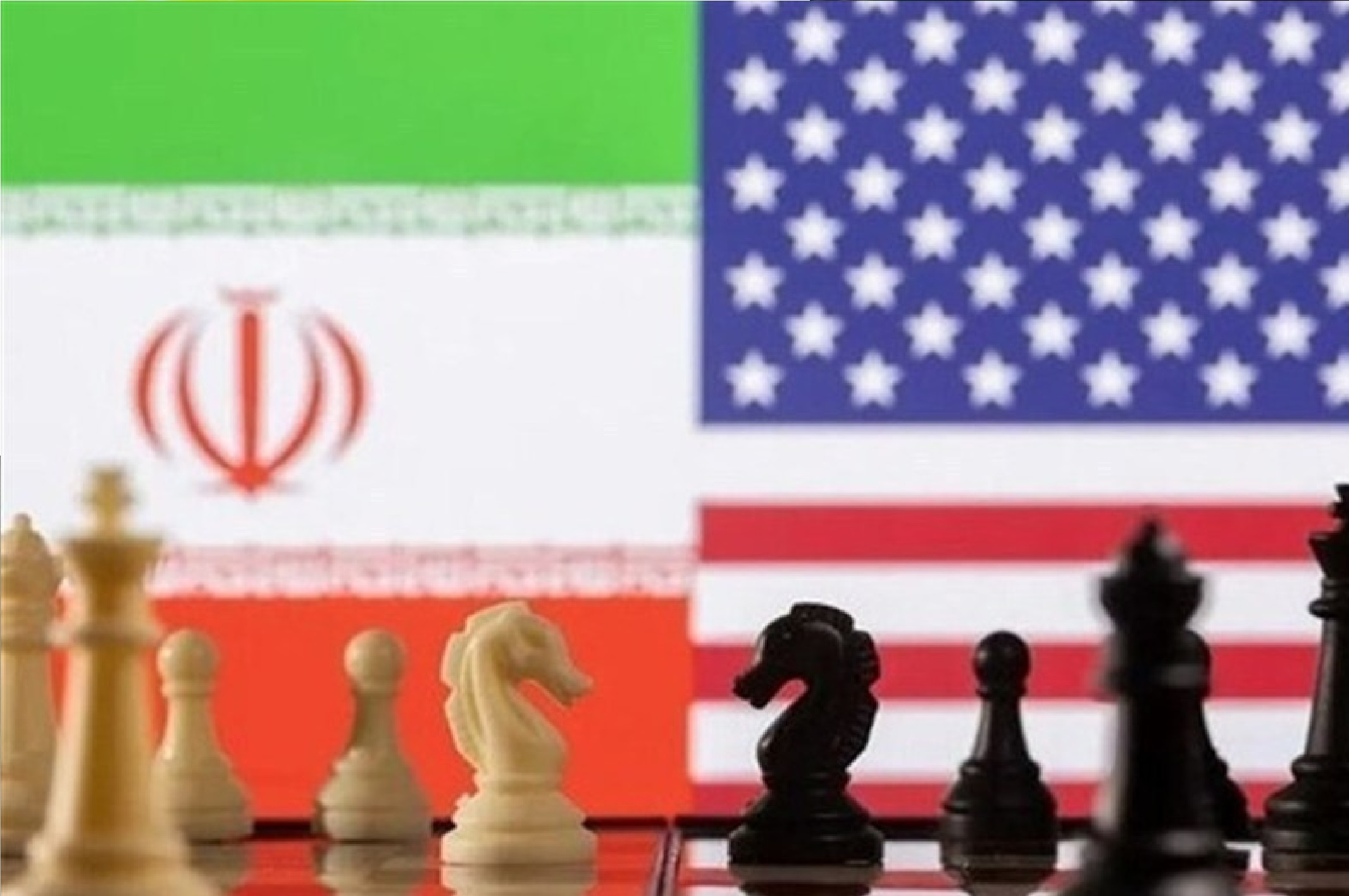ادعای اکسیوس درباره مذاکرات ایران و آمریکا/ تهران می‌خواهد مذاکرات را بر تنگه هرمز متمرکز کند، اما ترامپ خواستار امتیازدهی در موضوع هسته‌ای است