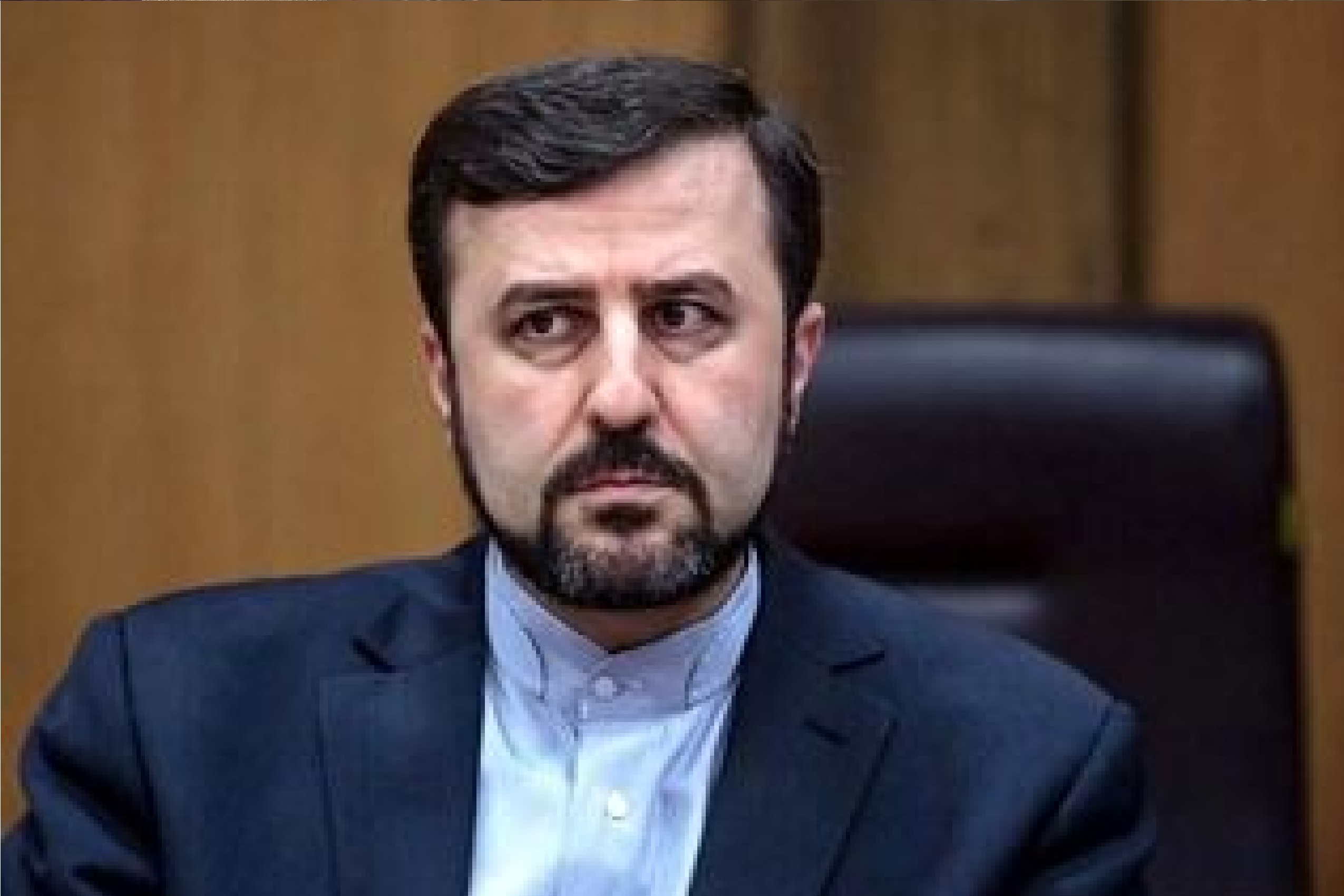 غریب‌ آبادی: دوران تحمیل اراده با تهدید و تحریم رو به پایان است