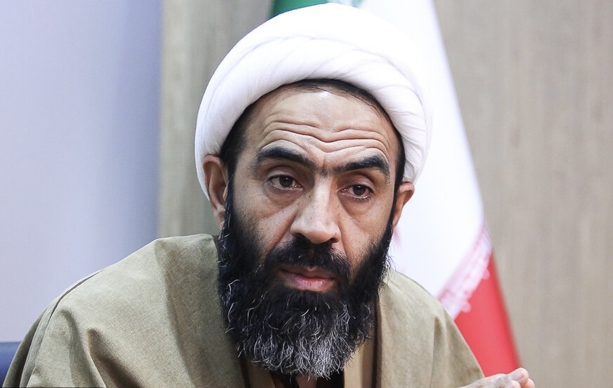 نقدعلی: بانوان فعلا نباید از موتورسیکلت استفاده کنند