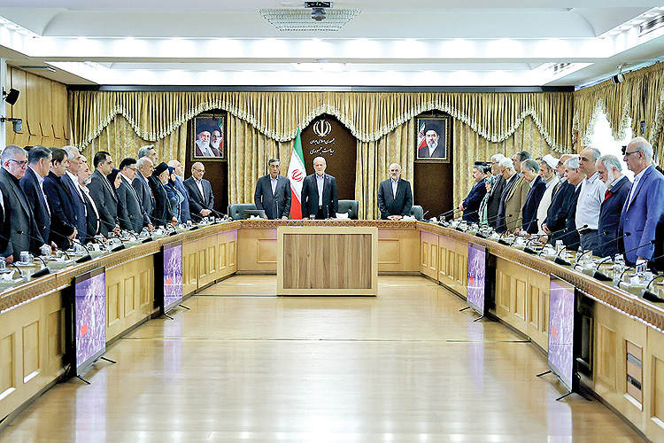 پزشکیان: راهبرد باید برد-برد باشد