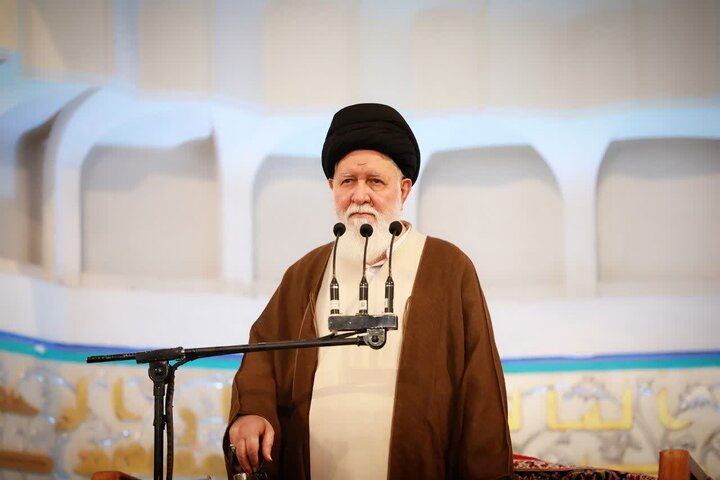 علم‌الهدی: آمریکا نمی‌دانست آتشی روشن می‌کند که به‌زودی خاموش نمی‌شود/ باز شدن تنگه هرمز کمک به آمریکا است
