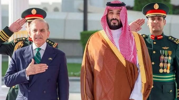استقرار ۴۰ هزار نیروی پاکستانی در عربستان/ علت چیست؟