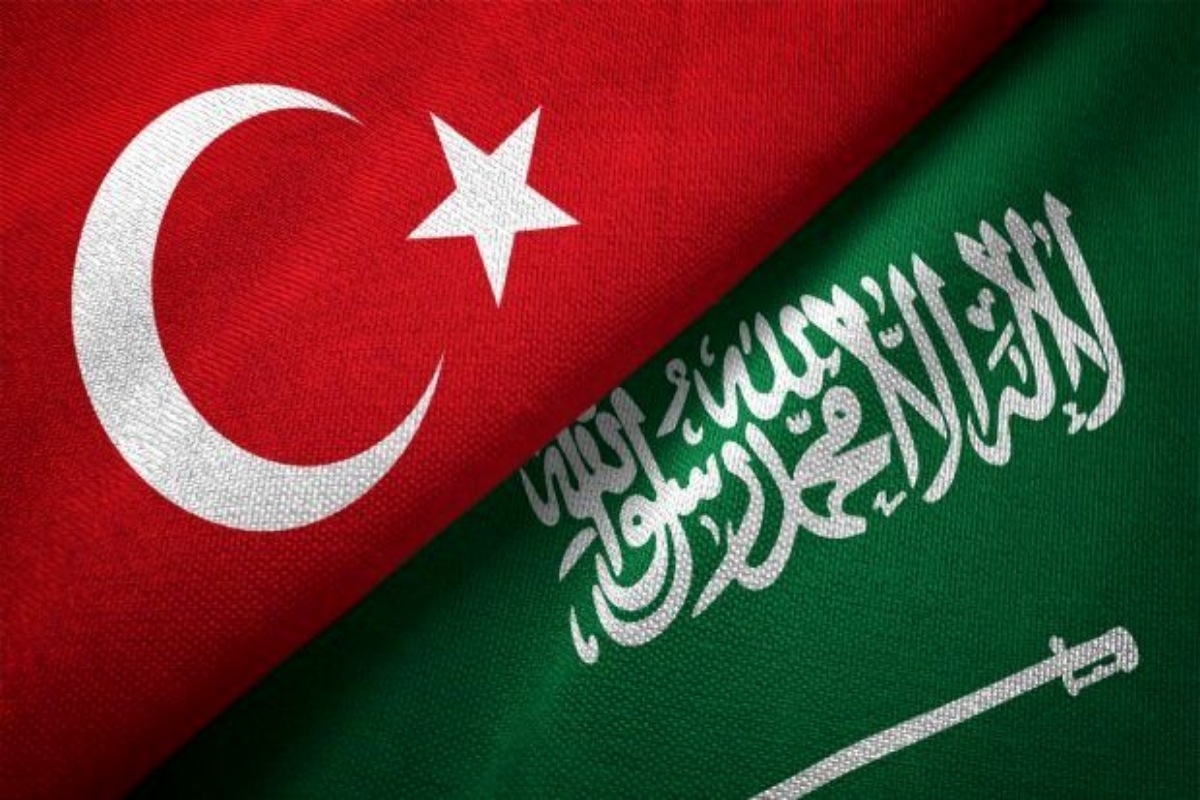 استقرار نیروها و تجهیزات نظامی ترکیه در عربستان/ ماجرا چیست؟