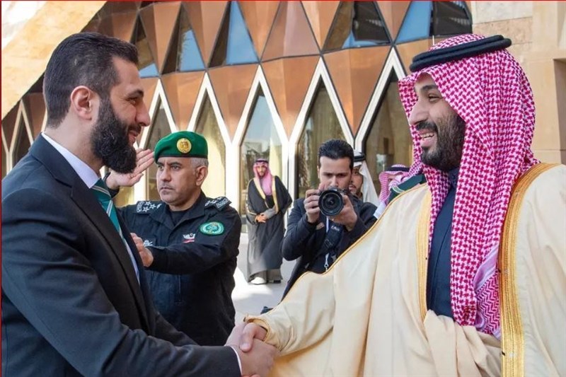 آکسیوس: بن سلمان به دنبال اعزام نظامیان سوریه برای جنگ در یمن است