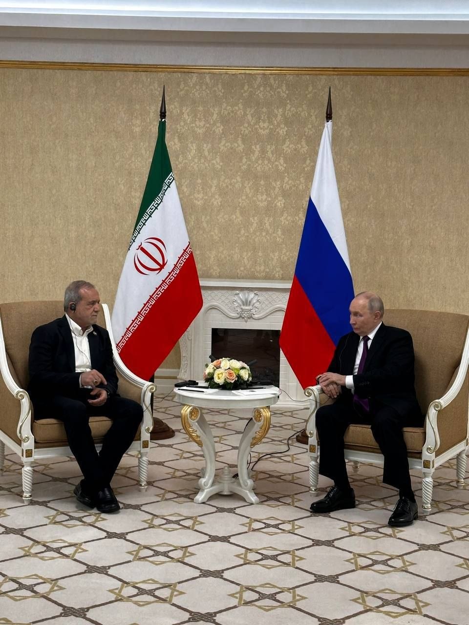 در دیدار پزشکیان و پوتین در ترکمنستان چه گذشت؟